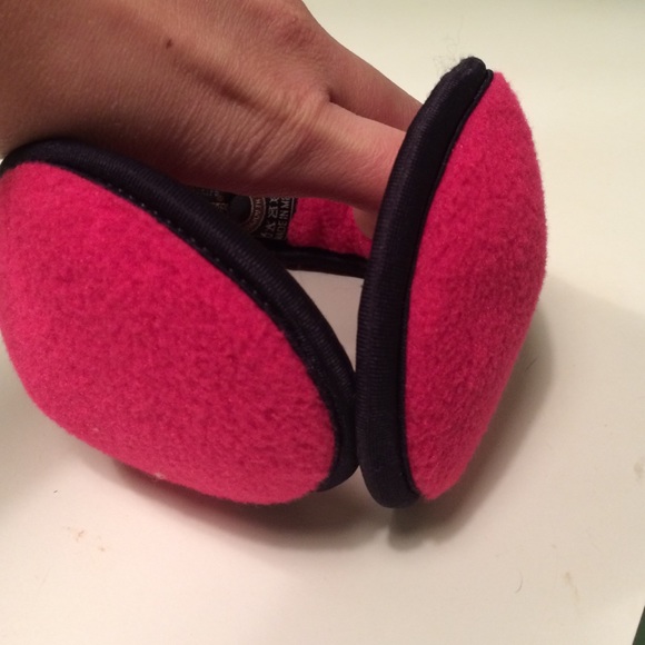 Ear muffs hot pink