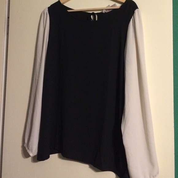 Loft Black/cream blouse