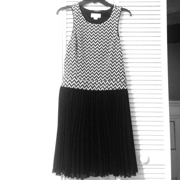 Jessica Simpson Dress