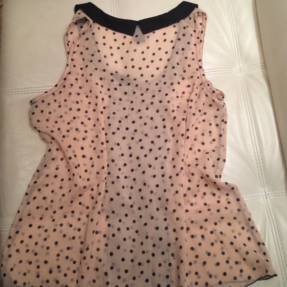 Sleeveless Top - Picture 3 of 3