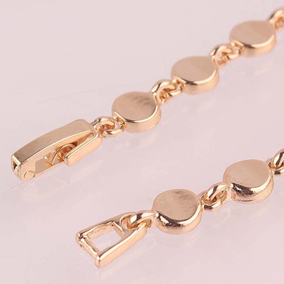 🔷 Sapphire Australian Crystal Bracelet 🔵 - Picture 4 of 4