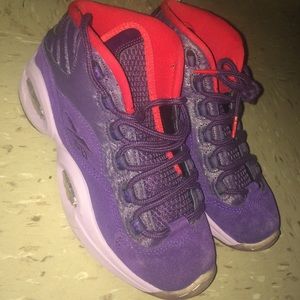 Reebok Questions . Brand New. No box. Size 5Y.