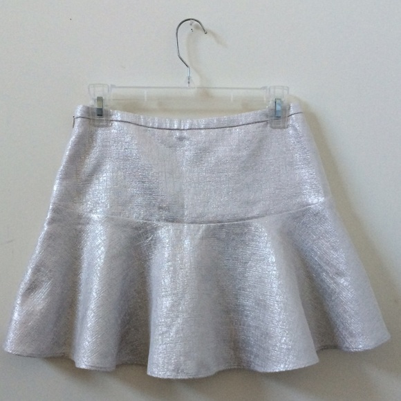 Express Metallic White Skirt - Picture 3 of 4