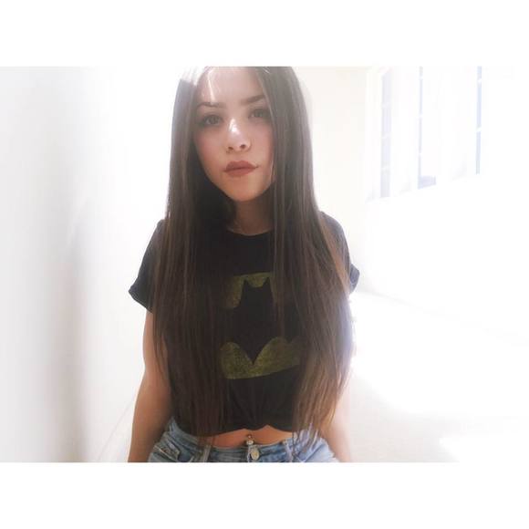 Meet your Posher, Claudia