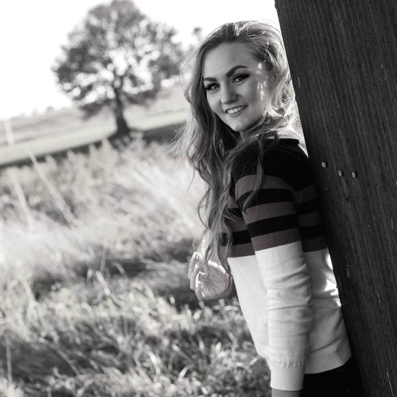 Meet your Posher, Jessica