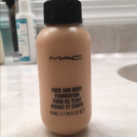MAC face and body foundation