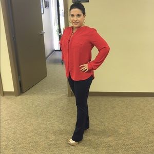 Meet your Posher, Leslie