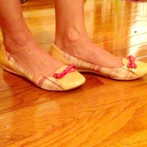 Tommy Hilfiger flats never worn