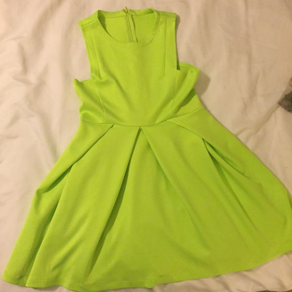Size small green skater dress