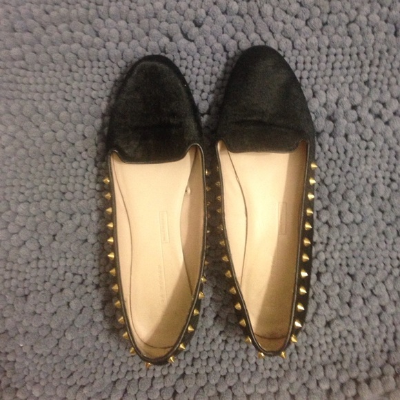 Round Zara flats