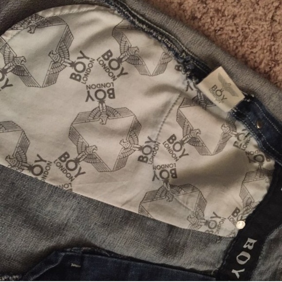 Boy-London - Picture 4 of 4