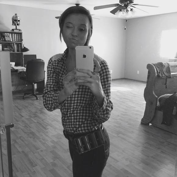 Meet your Posher, Haley - Picture 1 of 1