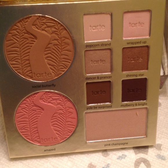 Tarte holiday eyeshadow palette..NEW