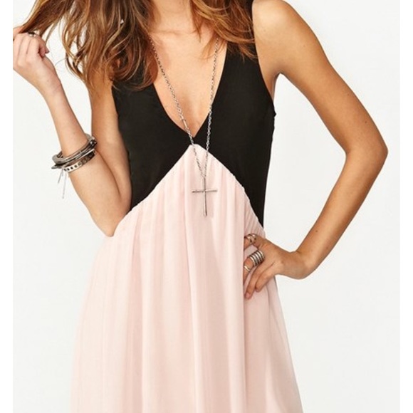 Sleeveless V-Neck Chiffon Dress