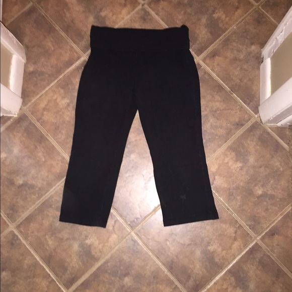 Crop Capri yoga pants