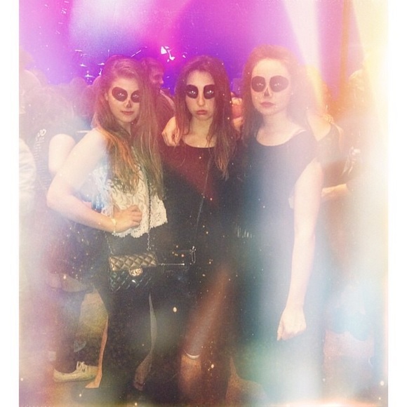 Meet your Posher, Jordan - Picture 3 of 4