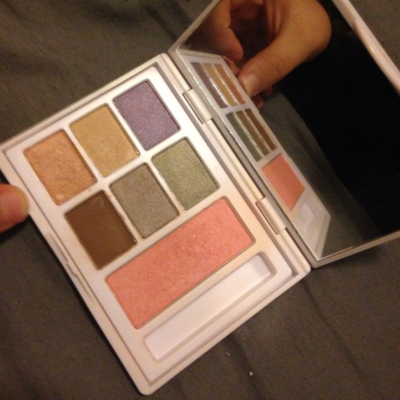 Trade - Picture 3 of 3