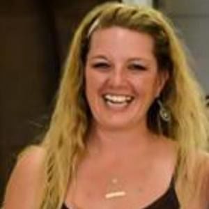 Meet your Posher, Liz