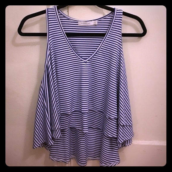 The perfect beach crop top!