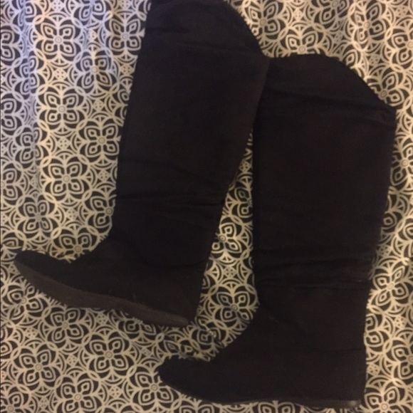 Black boots