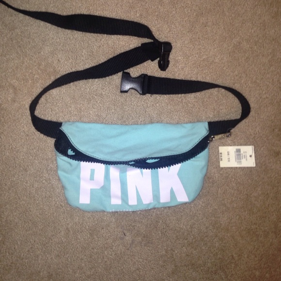 VICTORIA'S SECRET PINK FANNY PACK