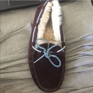 ugg dakota slippers