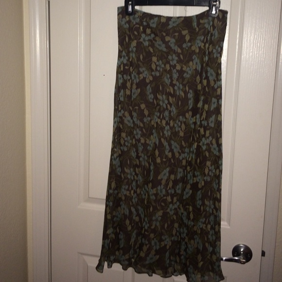 100% Silk Charter Club Skirt- polyester lined - Picture 1 of 3