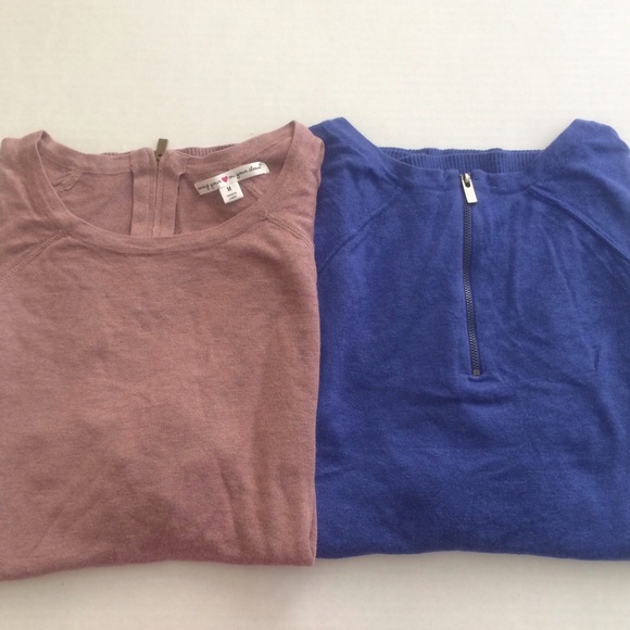 Sweaters - Bundle of two purple sweaters with zipper detail