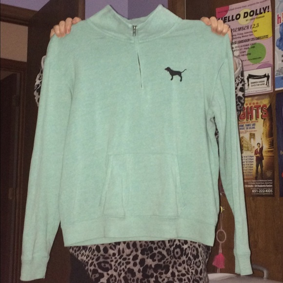 Blue pink sweatshirt!!!