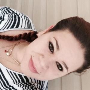 Meet your Posher, Ana