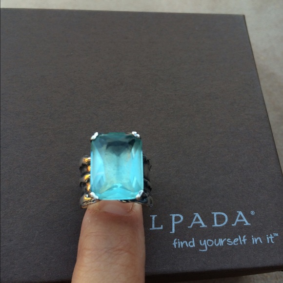 Silpada "retired" sterling silver/aquamarine ring