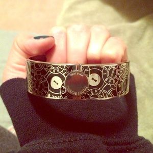 Henri Bendel bangle