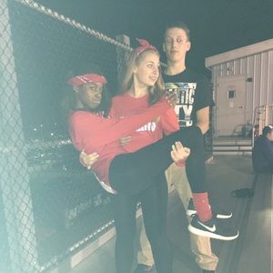 Meet your Posher, Kayla