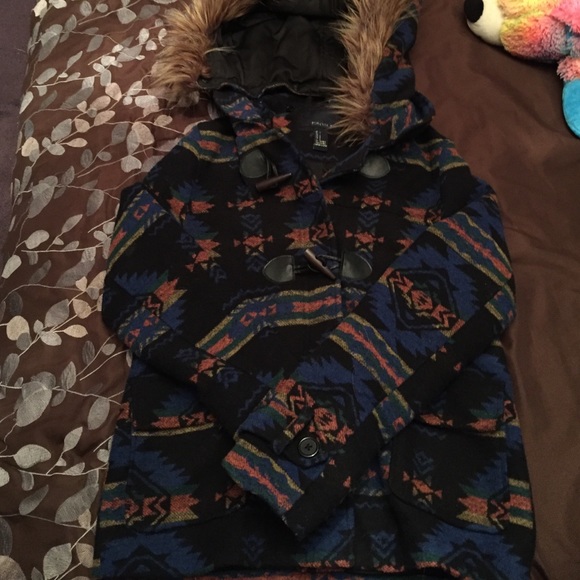 I am selling a S Forever 21 winter jacket