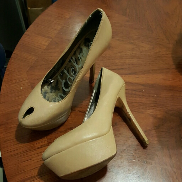 Sam Edelman nude platform peep toe pumps size 6