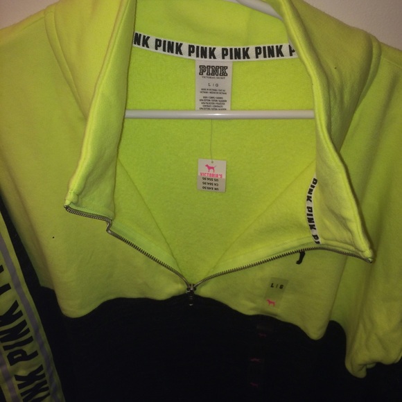 NWT PINK half-zip - Picture 3 of 4