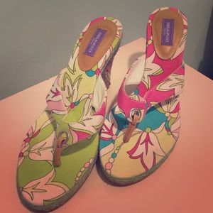 Beautiful/barely worn Emilio Pucci wedge sandals