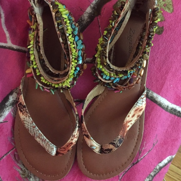 Zigi Soho size 8 1/2 ankle strap sandal