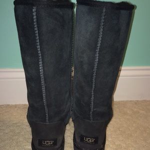 Women's Black Uggs