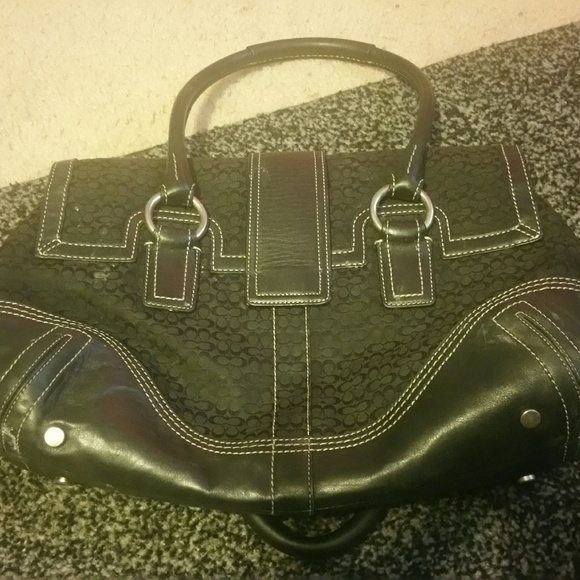 Purse - Picture 2 of 4