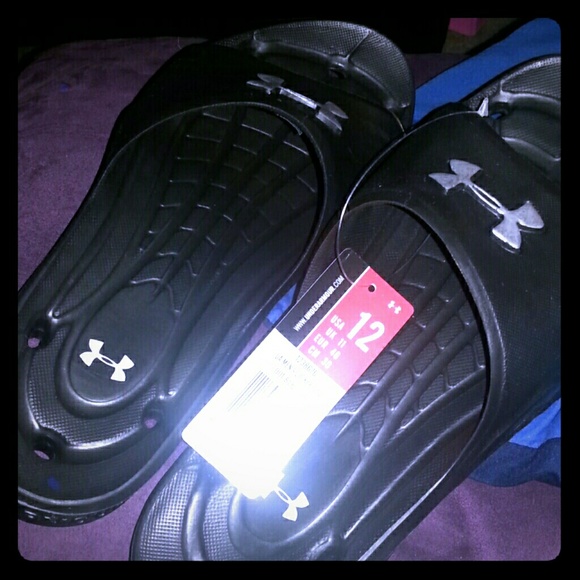 Mens Under Armour Flip Flops sz 12