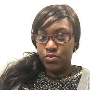 Meet your Posher, Simone