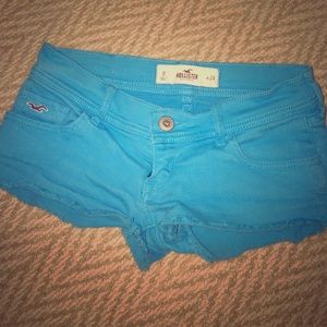 Super cute $10 hollister shorts