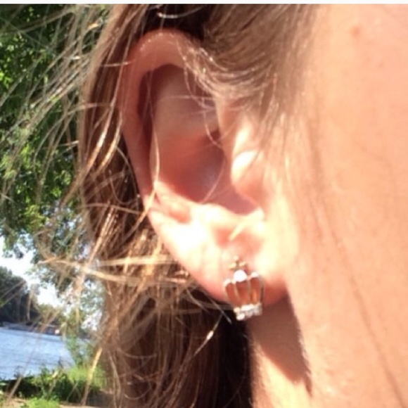 Crown Earrings - Picture 3 of 3