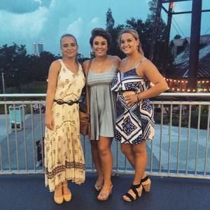 Meet your Posher, Emily