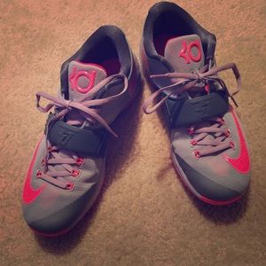 Like new KD shoes!