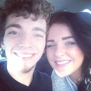 Meet your Posher, Cameron