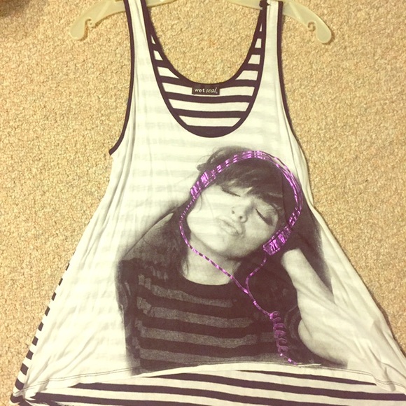 Wet seal tank