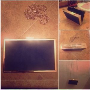 Black and gold Clutch ??
