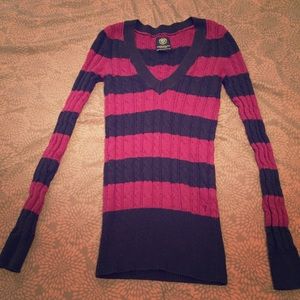 American Eagle Navy & Purple sweater